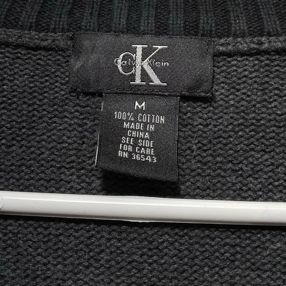 Calvin Klein Men's 1/4 Zip Sweater Size Medium